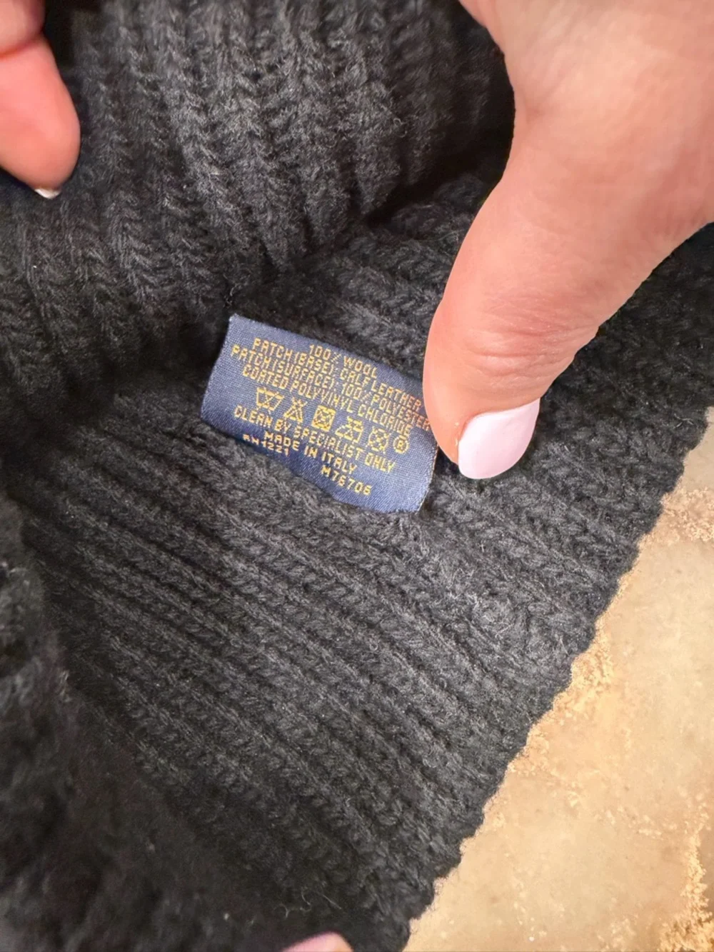 Louis Vuitton Black Ribbed Beanie with LV Canvas Patch - Picture 4 of 5